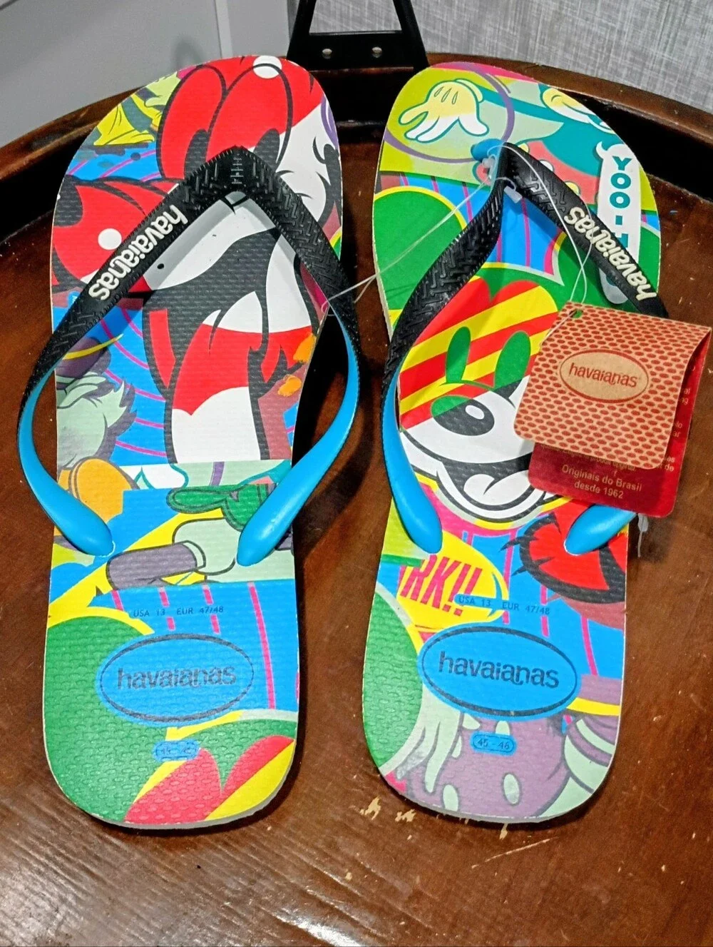 havaianas Men's SZ 13 Multicolor Graphic Flip Flops Sandals BRAND-NEW w/tags